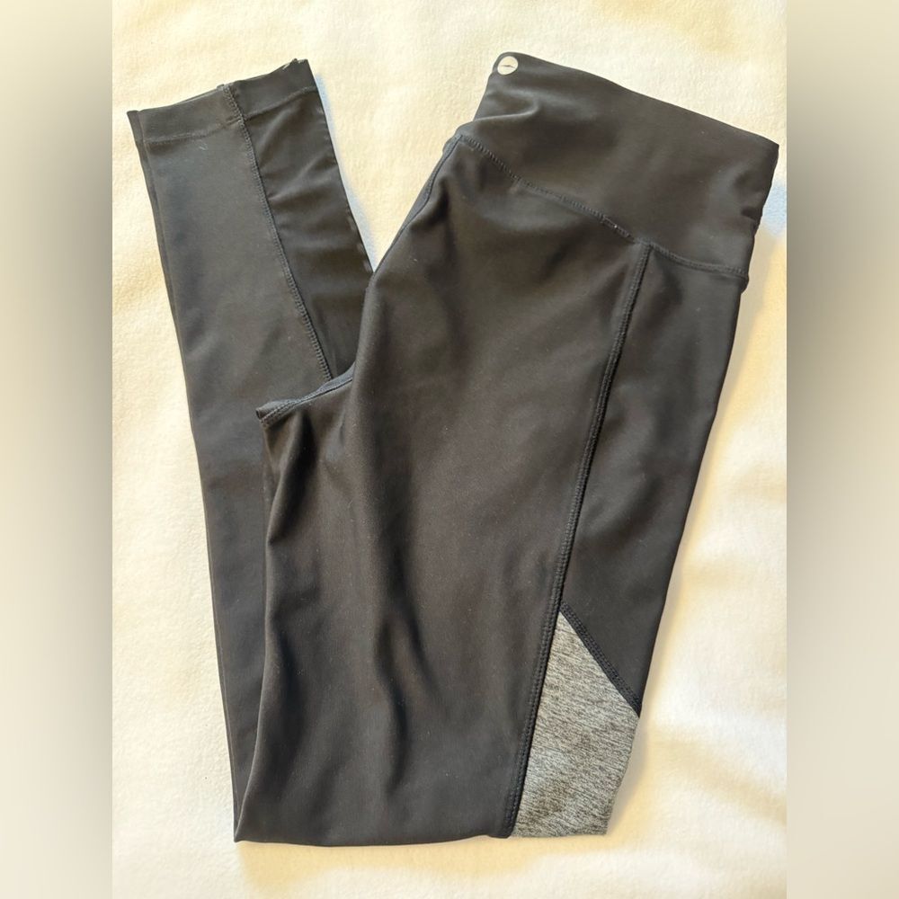 Avia Gray & Black Color Block Mesh Leggings Size Medium (8-10)